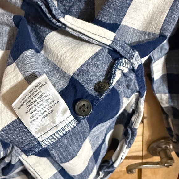 St. John’s Bay Blue and White Checkered Men's Shirt - Picture 4 of 4